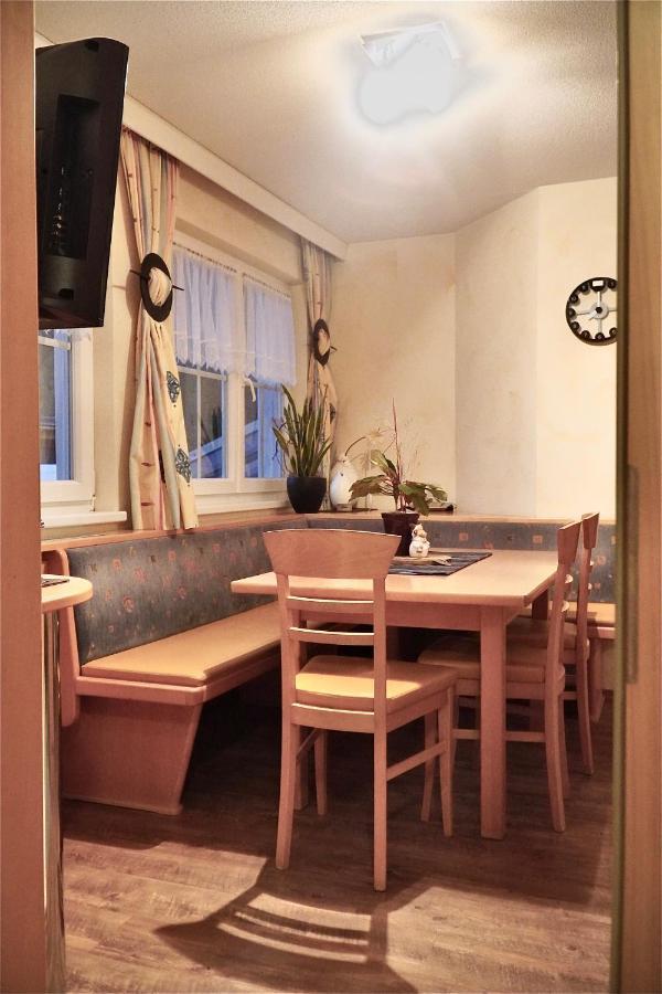 Apart Laresch Ишгъл Екстериор снимка